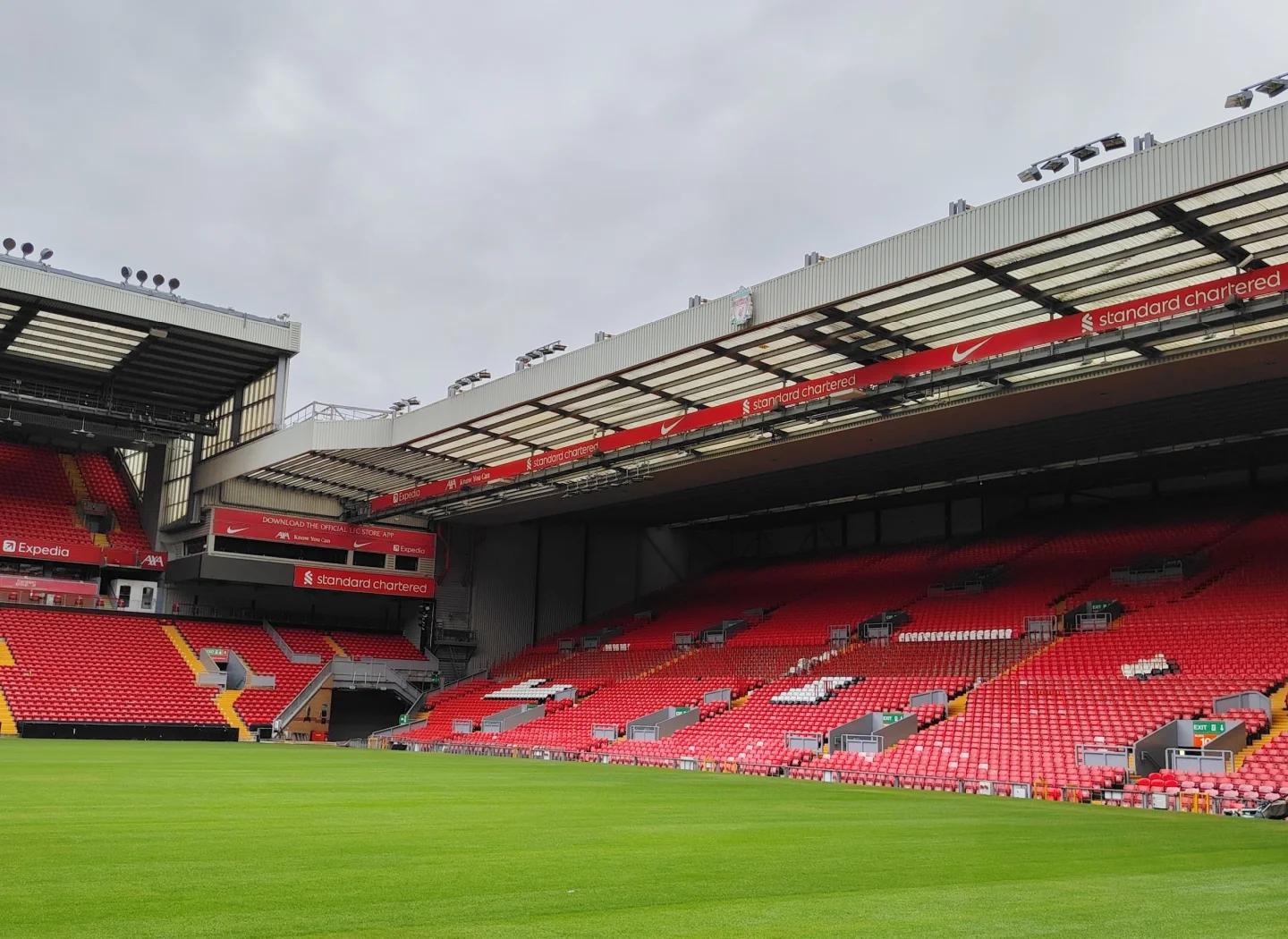神户主帅：我们知道申花球员的水平，开始阶段我们一度被压制（神户主帅：申花球员实力不俗，我们在开场阶段曾被压制）