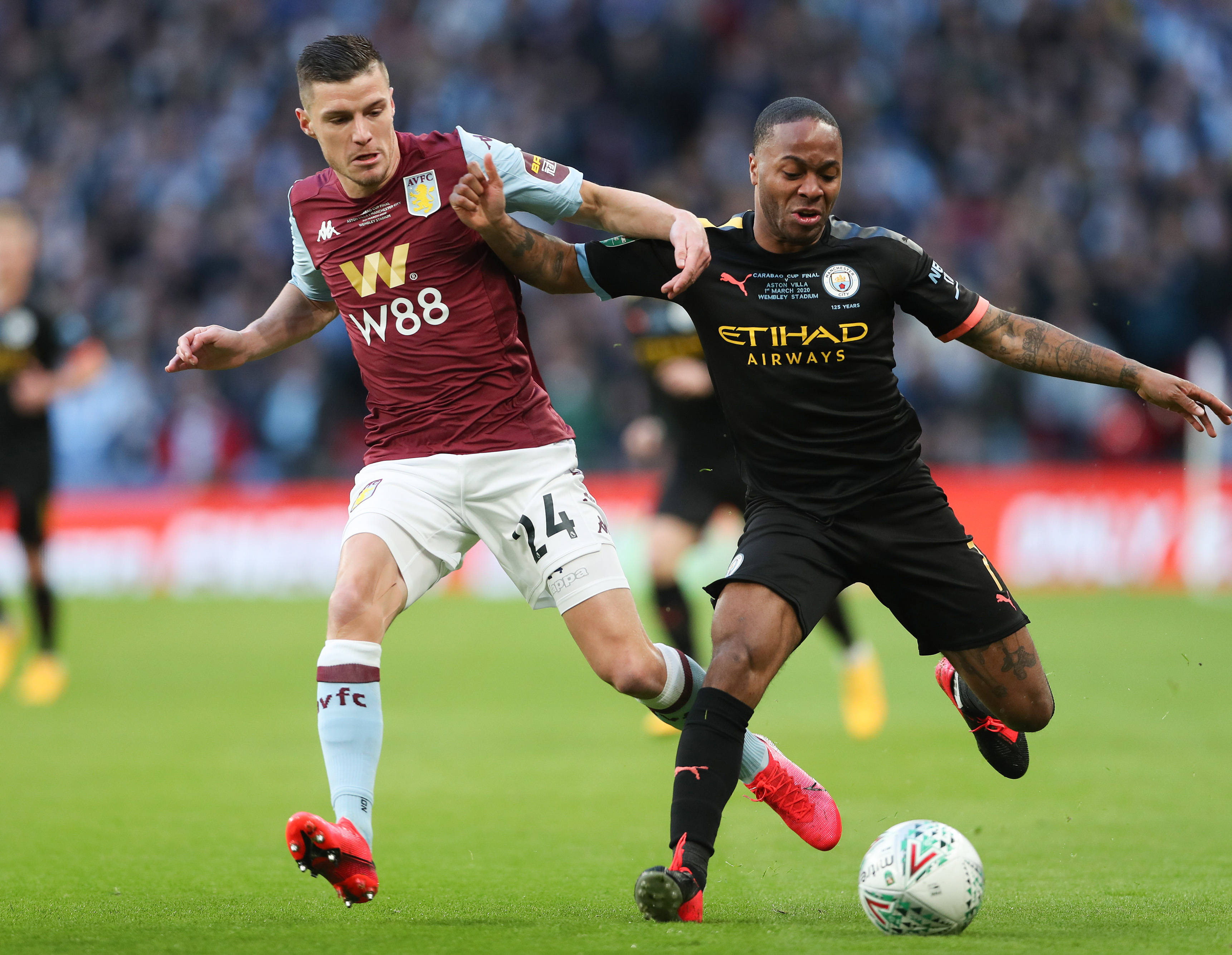 球队在最难的时候没有崩