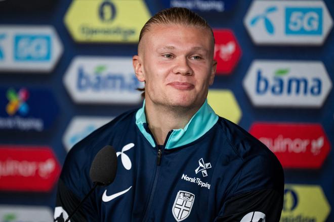 米体：吉梅内斯在米兰已无位置或离队，西汉姆和桑德兰有意