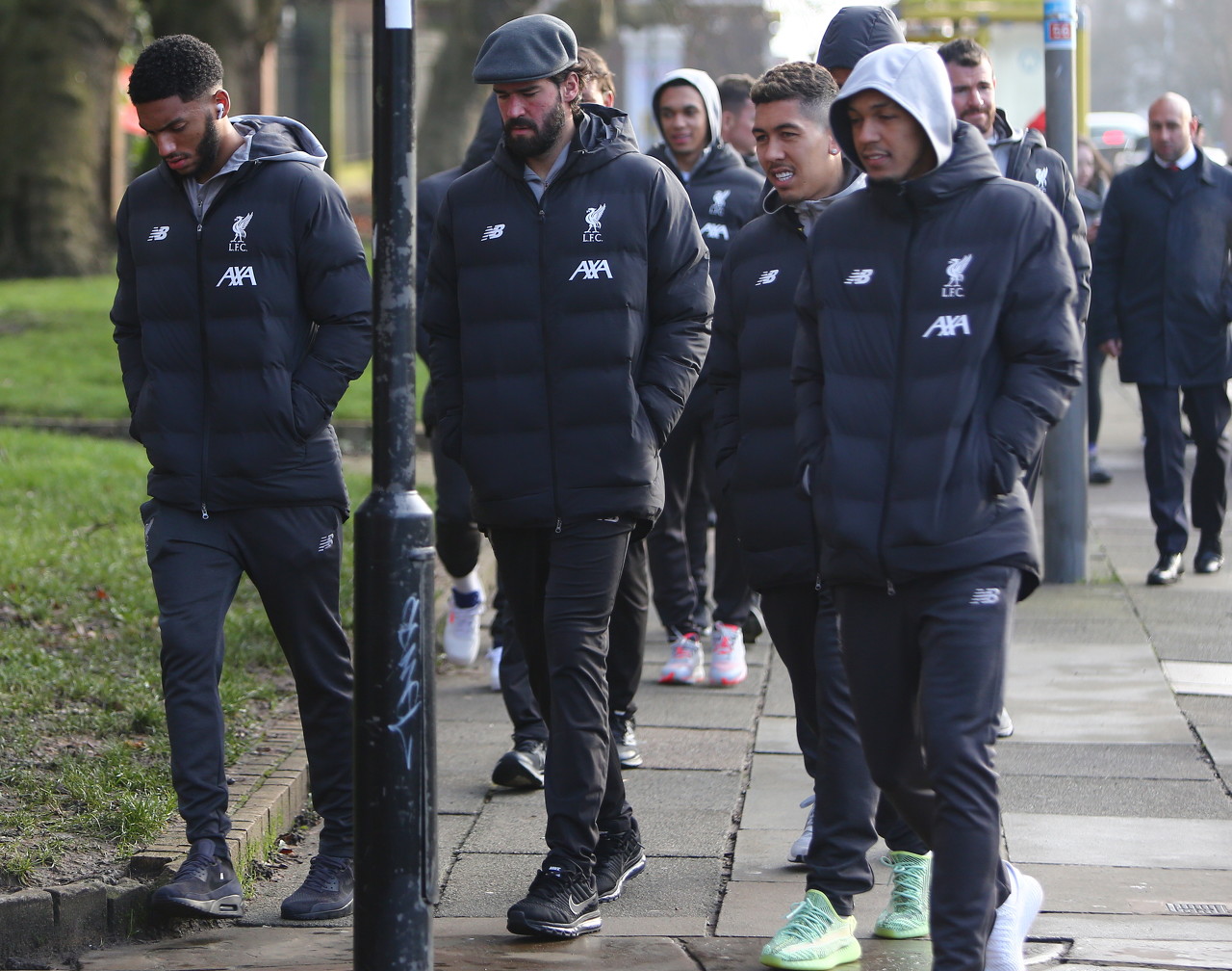 徐云龙谈国安亚冠小组出局：别再出去丢人现眼就行了